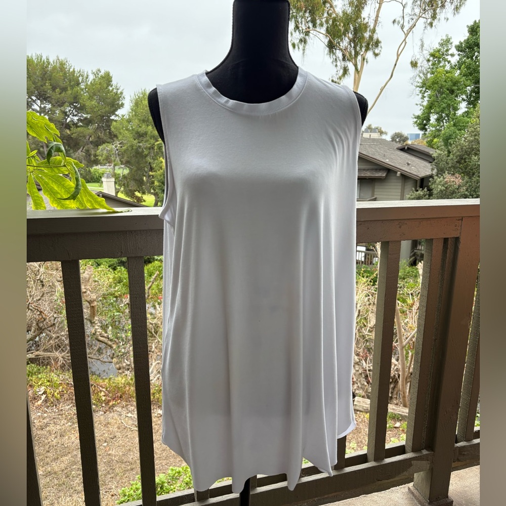 Spanx White Sleeveless Shirt Woman’s size XL